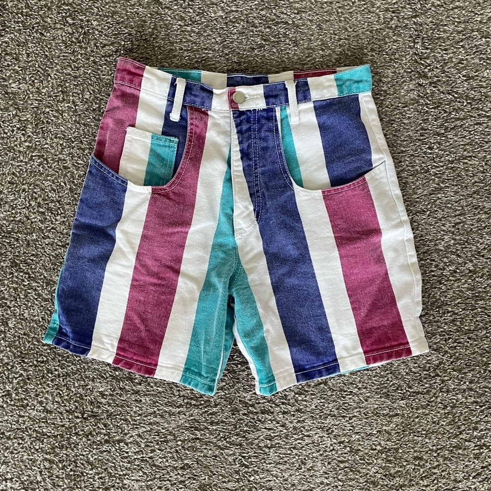 Vintage 90’s women’s shorts